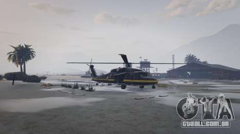 GTA Online - вертолёт на аэродроме Санди Шорс GTA Online - вертолёт на аэродроме Санди Шорс