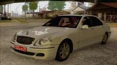 Mercedes-Benz W220 S500 4matic para GTA San Andreas