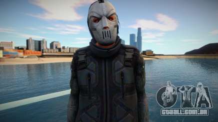 Personagem de GTA Online em uma máscara e armadura corporal para GTA San Andreas