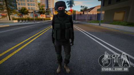 Um homem em um uniforme do Ministério do Interio para GTA San Andreas