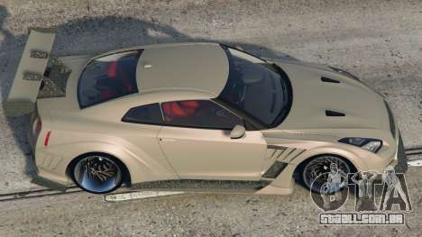 Nissan GTR Pale Sandy Brown