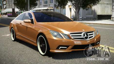 Mercedes-Benz E500 MR para GTA 4