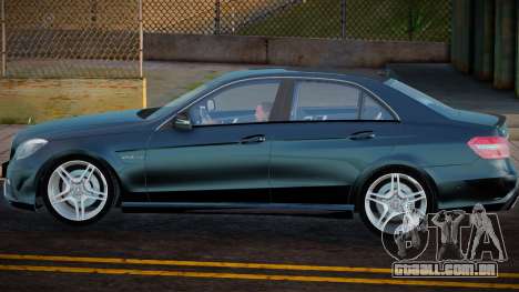 Mercedes-Benz E63 AMG W212 Cherkes para GTA San Andreas