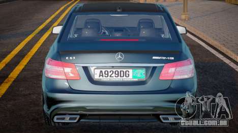 Mercedes-Benz E63 AMG W212 Cherkes para GTA San Andreas
