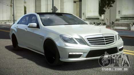 Mercedes-Benz E63 AMG Sn V2 para GTA 4