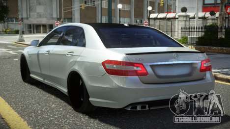 Mercedes-Benz E63 AMG Sn V2 para GTA 4