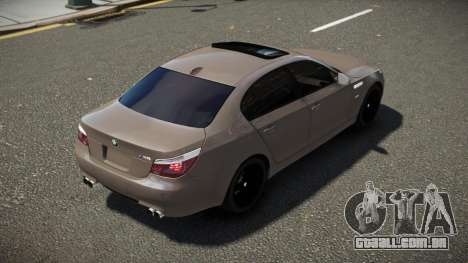 BMW M5 E60 D-Style V1.0 para GTA 4