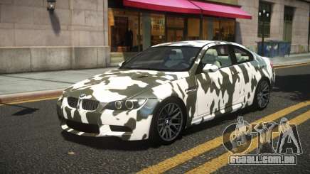 BMW M3 E92 R-Sports S13 para GTA 4