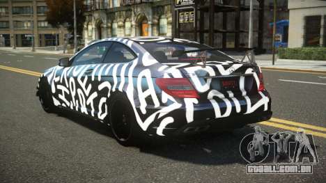 Mercedes-Benz C63 AMG R-Limited S2 para GTA 4
