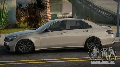 Mercedes-Benz E-Class AMG IV v1 para GTA San Andreas