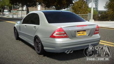 Mercedes-Benz C32 AMG LS para GTA 4