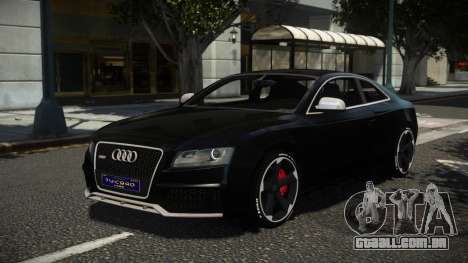 Audi RS5 HZ para GTA 4