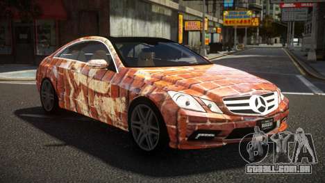 Mercedes-Benz E500 L-Sport S14 para GTA 4