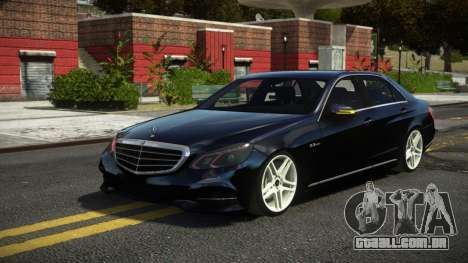 Mercedes-Benz E63 AMG L-Edition para GTA 4