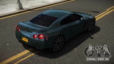 Nissan GT-R M-Sport para GTA 4