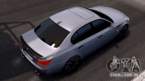 BMW M5 Estoque para GTA 4