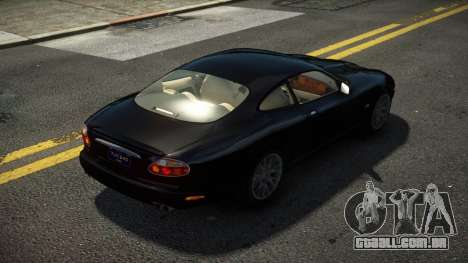 1999 Jaguar XKR V1.0 para GTA 4