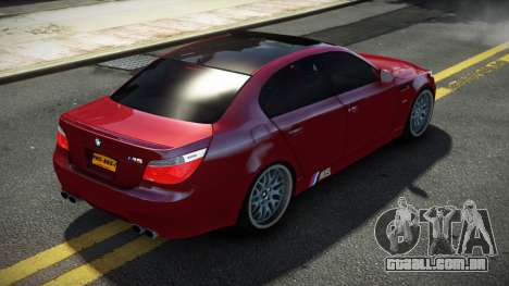 BMW M5 SGR para GTA 4