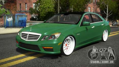 Mercedes-Benz E63 AMG BGT para GTA 4