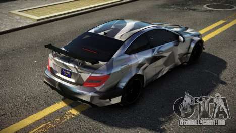 Mercedes-Benz C63 G-Tuned S5 para GTA 4