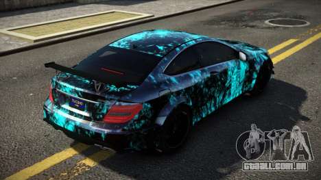 Mercedes-Benz C63 G-Tuned S12 para GTA 4