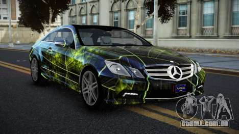 Mercedes-Benz E500 HR S7 para GTA 4