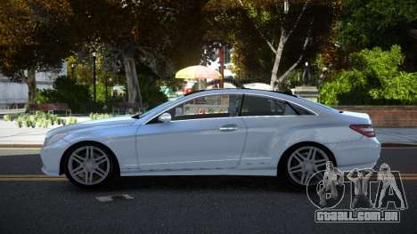 Mercedes-Benz E500 HR para GTA 4