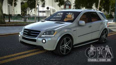 Mercedes-Benz ML63 AMG 09th V1.1 para GTA 4