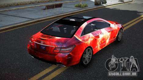 Mercedes-Benz E500 HR S14 para GTA 4