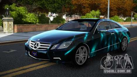 Mercedes-Benz E500 HR S8 para GTA 4