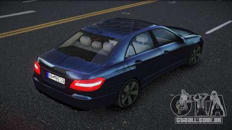 Mercedes-Benz E63 AMG 10th para GTA 4