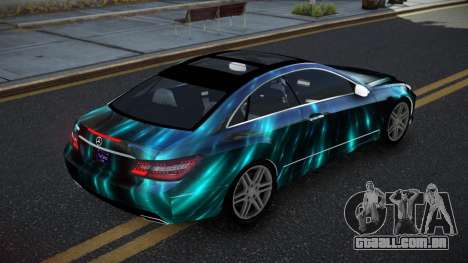 Mercedes-Benz E500 HR S8 para GTA 4