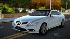 Mercedes-Benz E500 HR para GTA 4