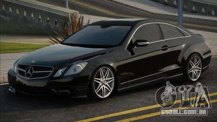 Mercedes Benz E500 Coupe para GTA San Andreas