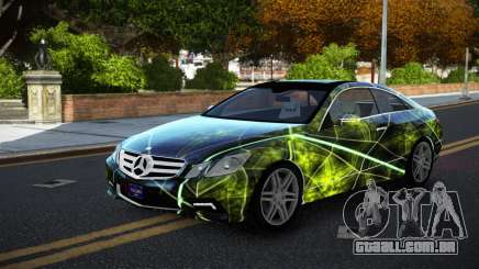 Mercedes-Benz E500 HR S7 para GTA 4