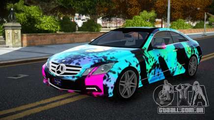 Mercedes-Benz E500 HR S5 para GTA 4