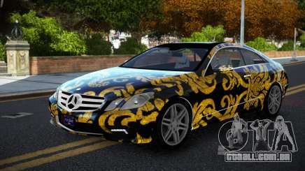 Mercedes-Benz E500 HR S4 para GTA 4