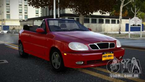 Daewoo Lanos NR para GTA 4