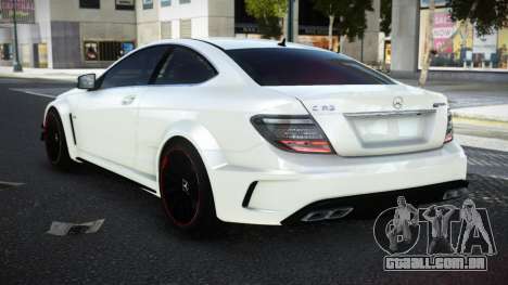 Mercedes-Benz C63 AMG SSV para GTA 4