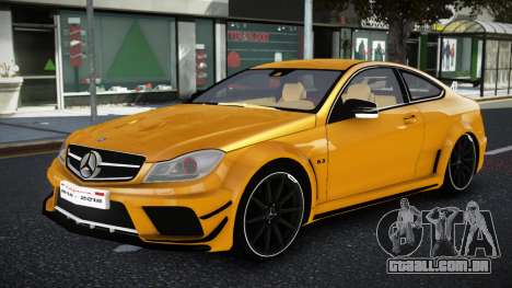 Mercedes-Benz C63 AMG 12th V1.1 para GTA 4