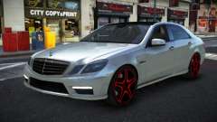 Mercedes-Benz E63 AMG HT para GTA 4