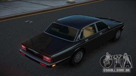 Jaguar XJ6 HK para GTA 4