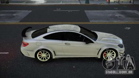 Mercedes-Benz C63 AMG DG para GTA 4