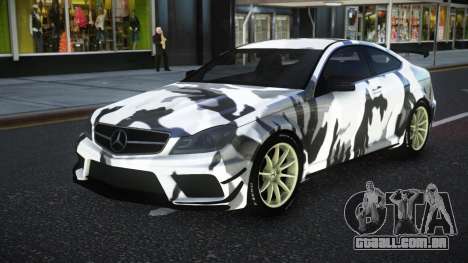 Mercedes-Benz C63 AMG DG S2 para GTA 4