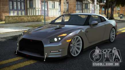 Nissan GT-R VWF para GTA 4